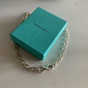 Tiffany infinity chain link necklace